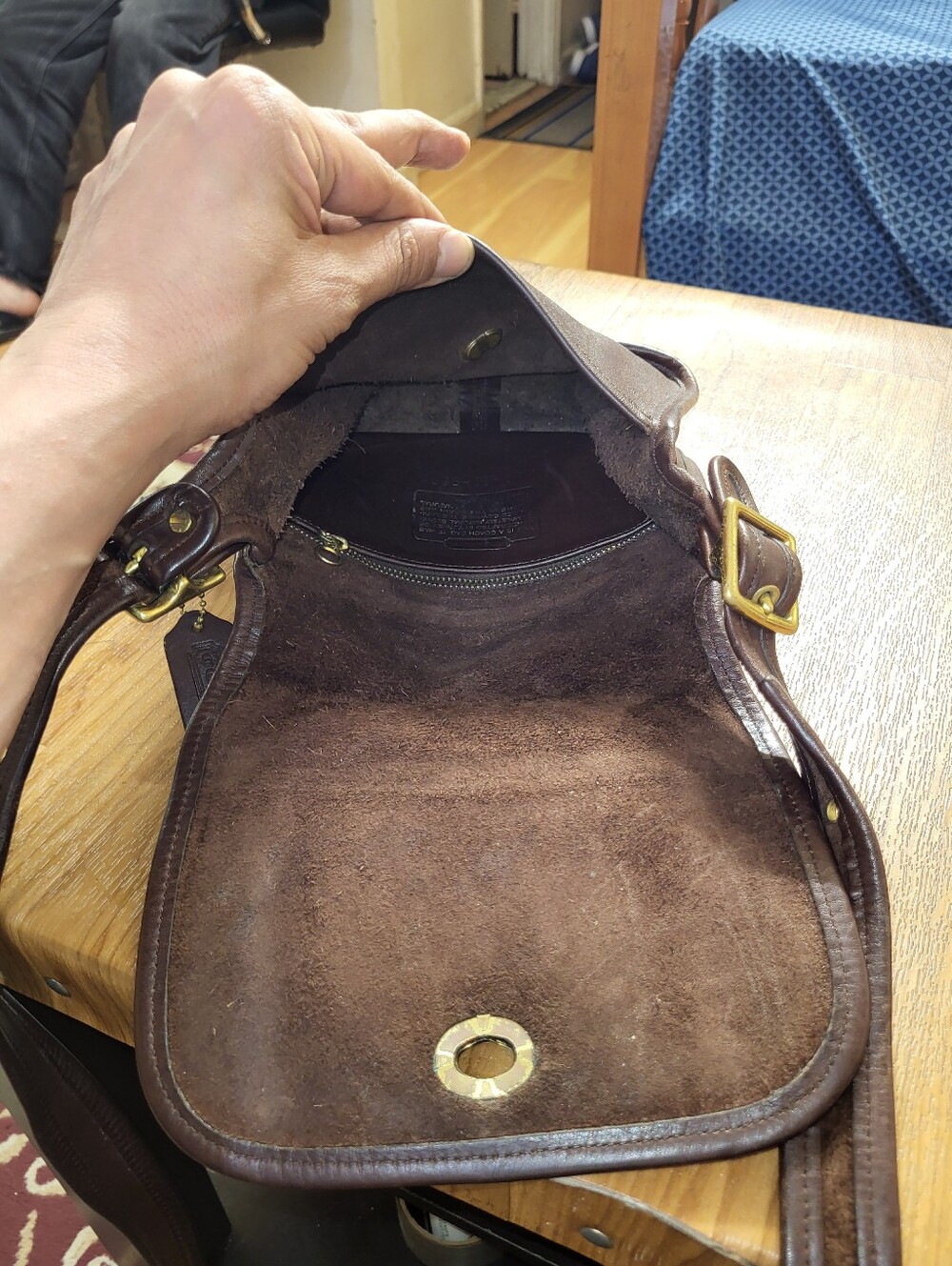 VINTAGE y2k COACH LEGACY SMALL FLAP CROSSBODY Brown LEATHER - Picture 9 of 12